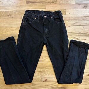 Ladies Wrangler high rise cowboy cut jeans